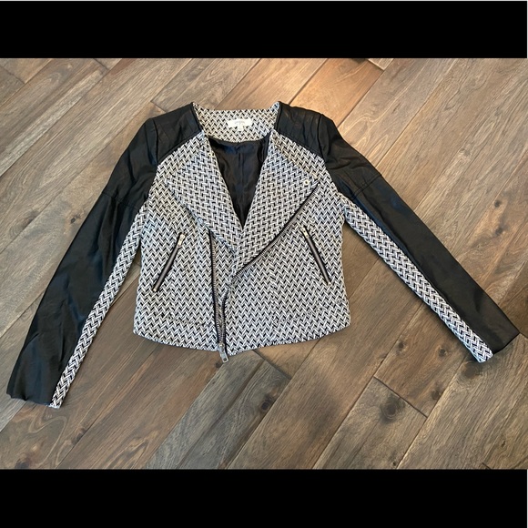 Umgee Faux Leather & Houndstooth Jacket - Picture 1 of 5